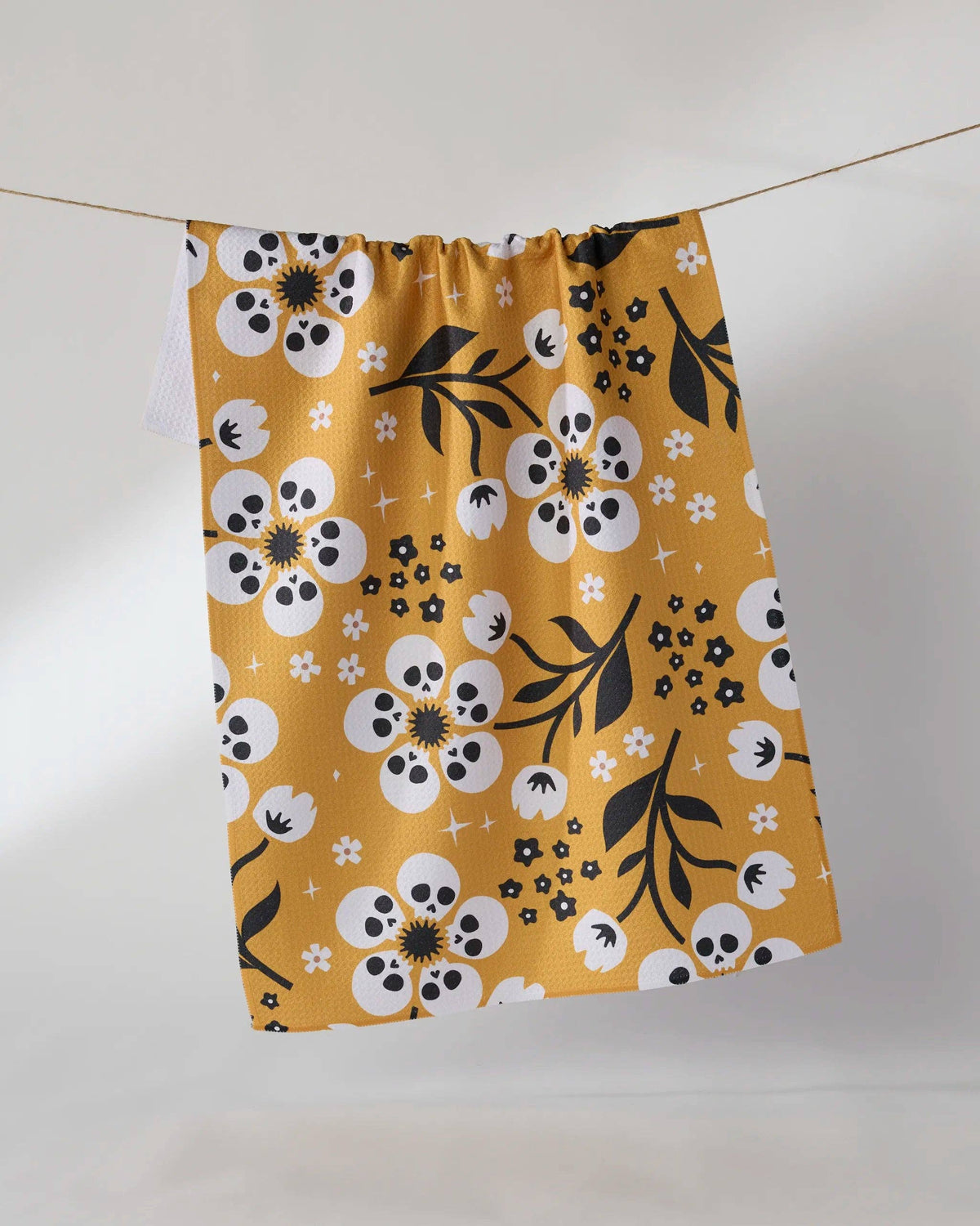 Marrow Bloom Tea Towel: Green